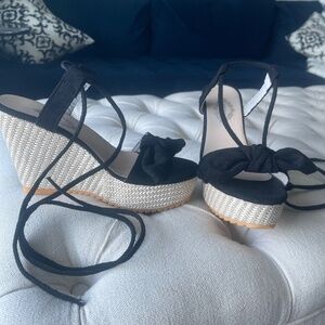 Faux Suede Bow Tie Strappy Wedge Platform Sandal- Super comfy and Light- Black